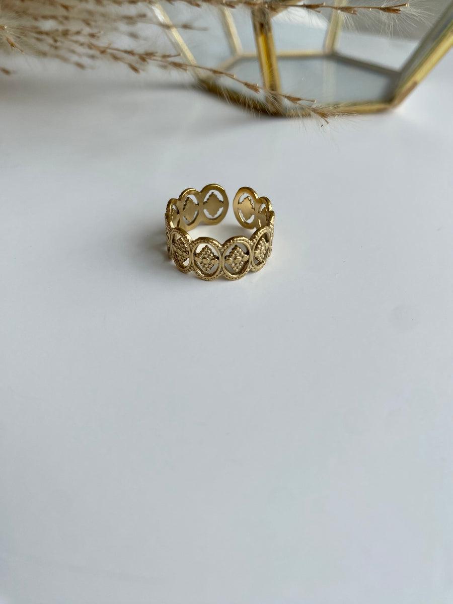 Ember Ring – albajewelryshop