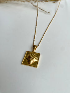Naia Shell Necklace