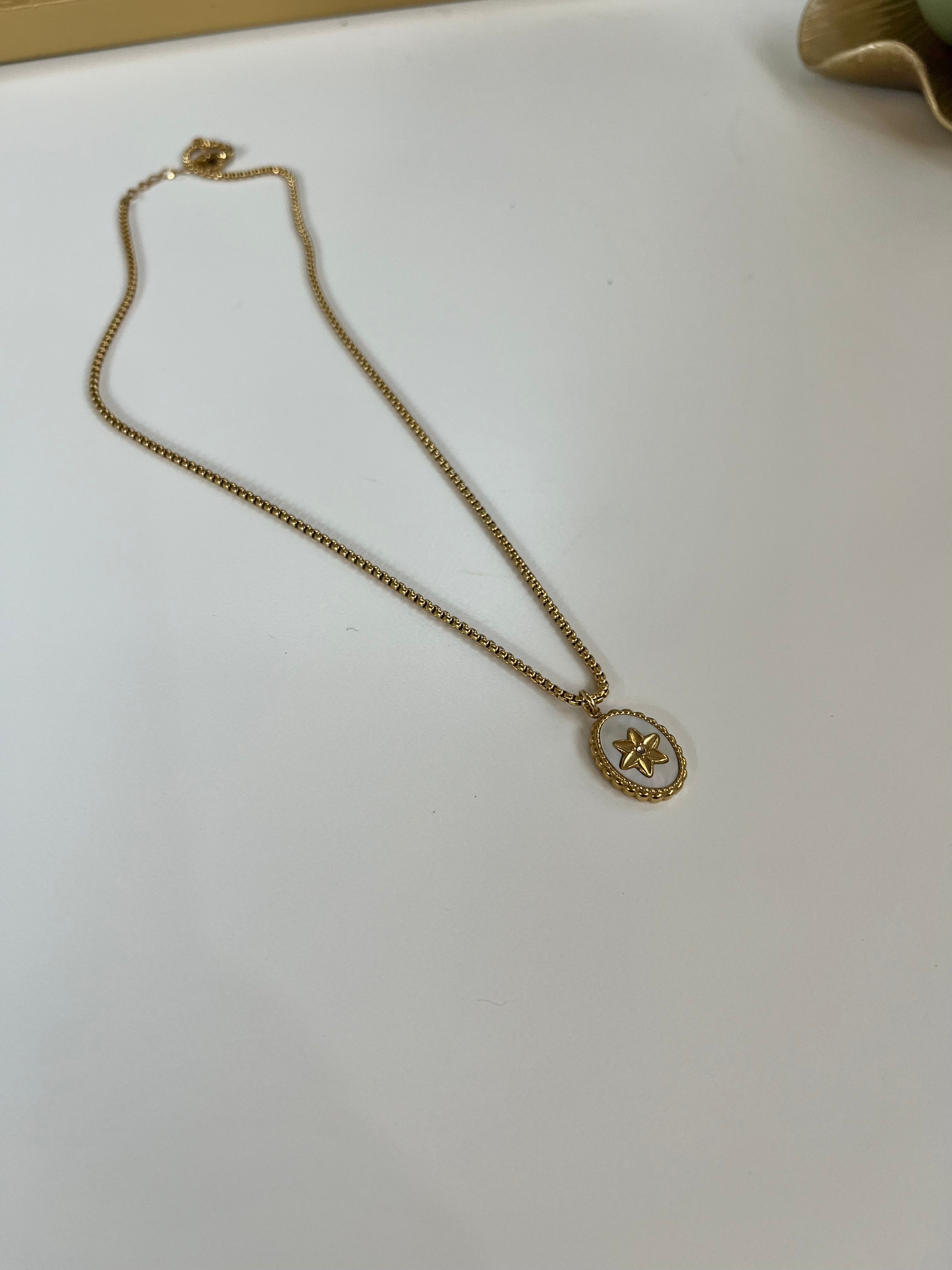 Farah Necklace